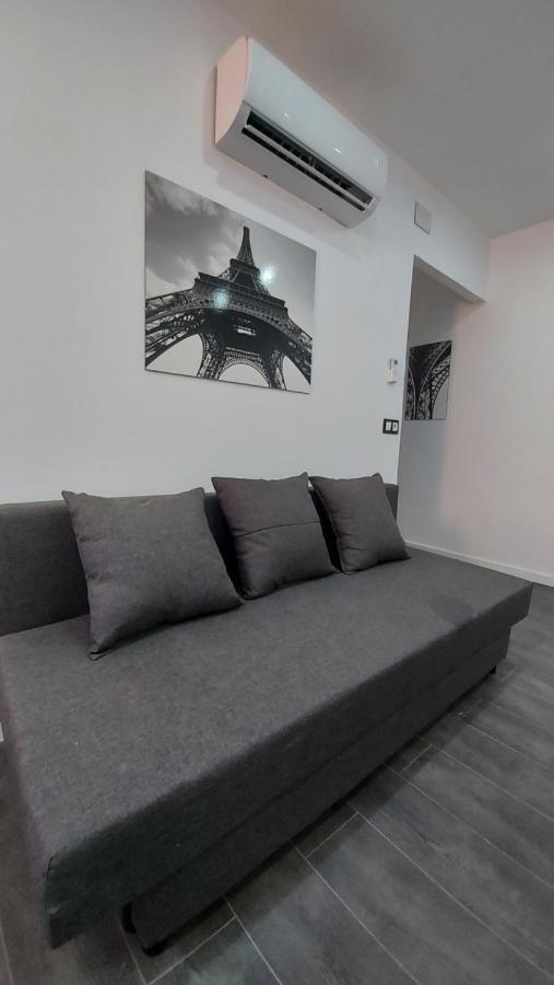 Апартаменты Madrid Luna House Экстерьер фото